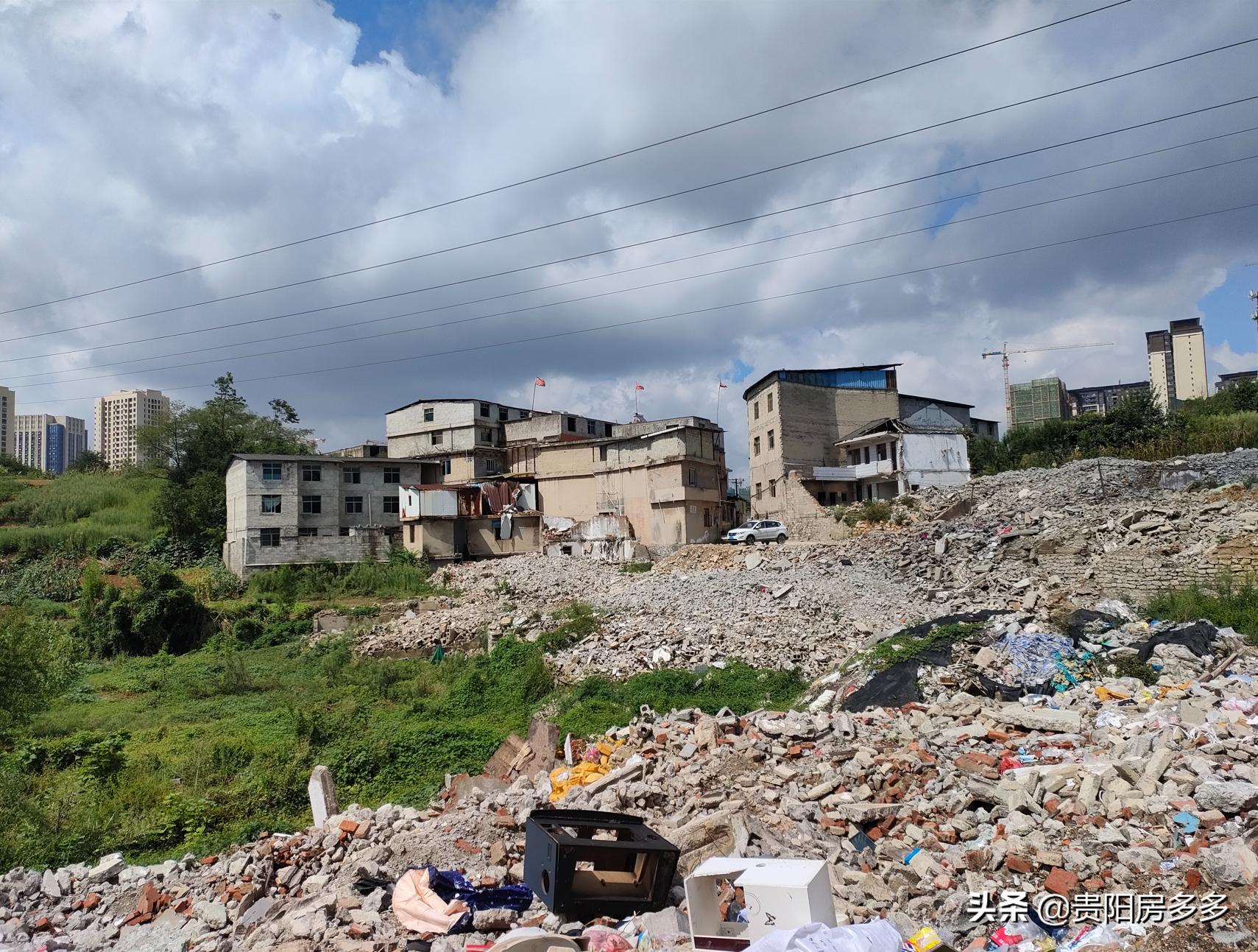 贵阳远洋观山天铂房价,贵阳远洋观山天铂跃层样板间