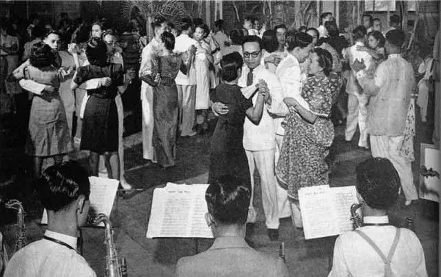 明星都穿的旗袍,中外女明星穿旗袍