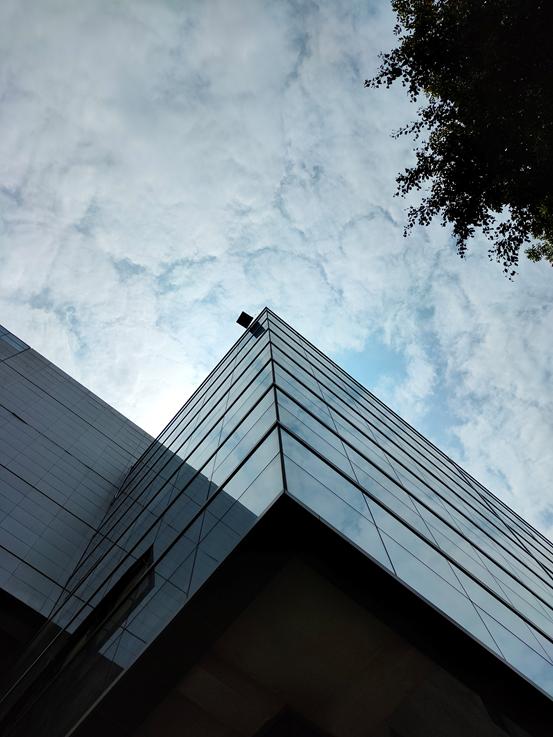 realmegt高配版值不值得买,realmegt是哪个牌子的