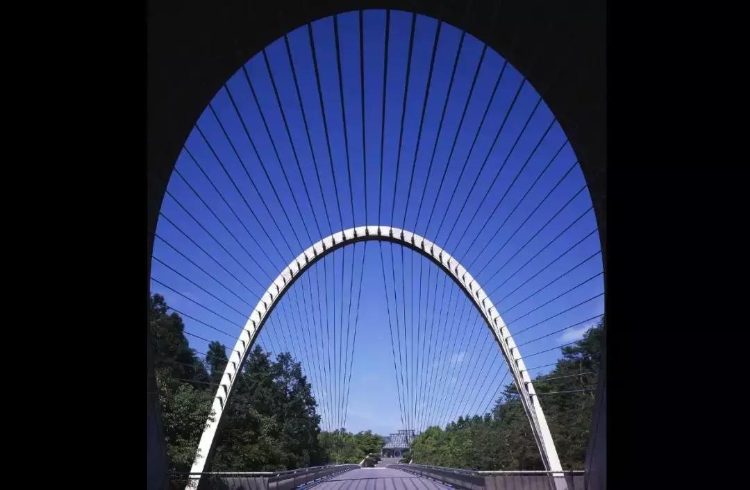 日本十大著名美术馆,日本国立新美术馆