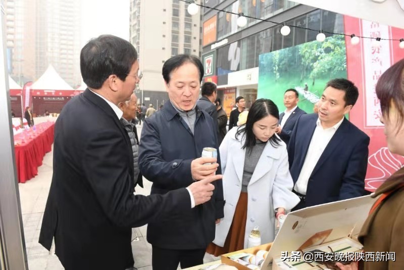 雁塔区、航天基地对口帮扶情谊深为汉滨区实现高质量脱贫注入新活力增添新动力