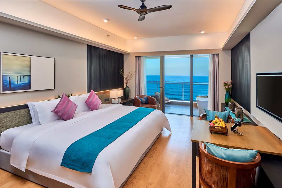 6200平泳池,1200平米小型无边泳池