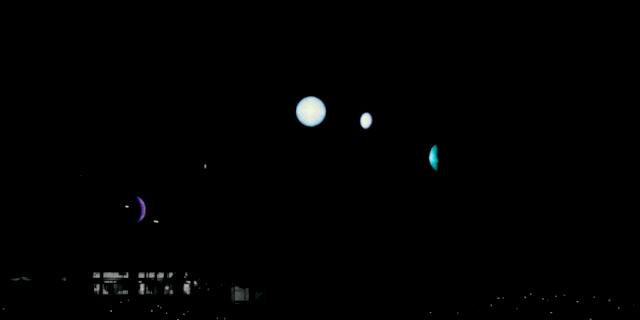 美得足以让人忘记时间流逝,美得让人静止的瞬间