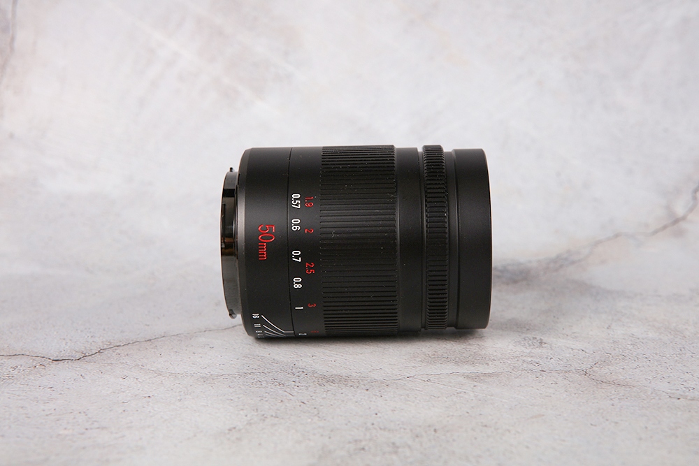 50mmf1.8镜头与变焦镜头虚化对比,虚化效果最强的镜头