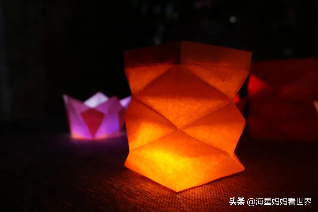 春节喜气洋洋大红灯笼高高挂,红红火火喜气洋洋百家姓灯笼