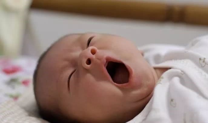 如何识别婴儿的母乳质量,母乳什么颜色的乳汁最好