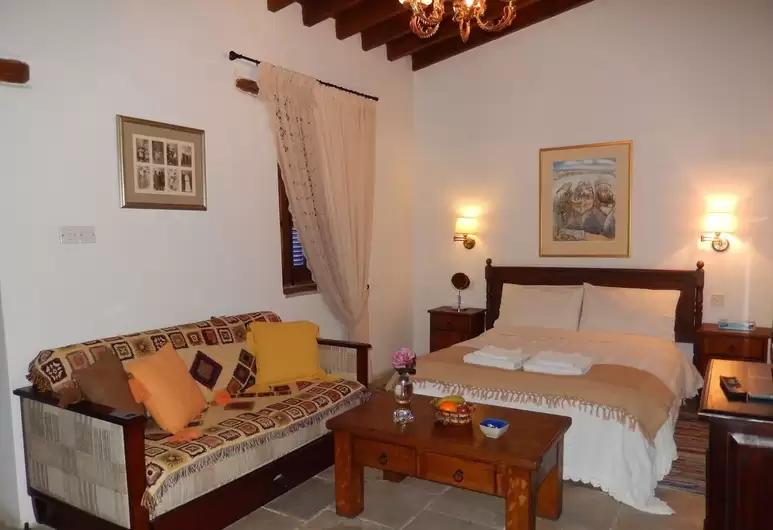 葡萄酒香水比法国牛,30万元别墅加绿卡,免费落地签看超美海滩!