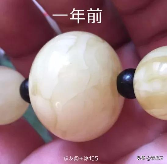 蜜蜡里面的白花越来越明显,蜜蜡白花变色的过程