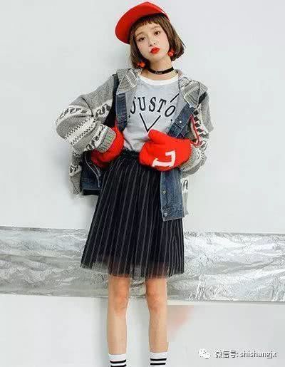 中等直发半披发型减龄俏皮,直发怎么扎显得俏皮可爱