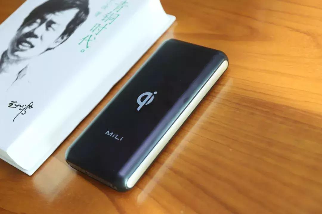 出游必备好物充电宝,大容量充电宝如何出游