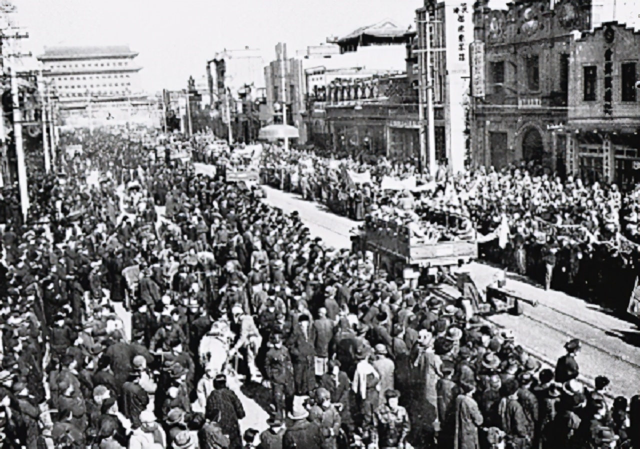 十大元帅,单论战功谁排第一?毛主席又给予了他们怎样的评价?