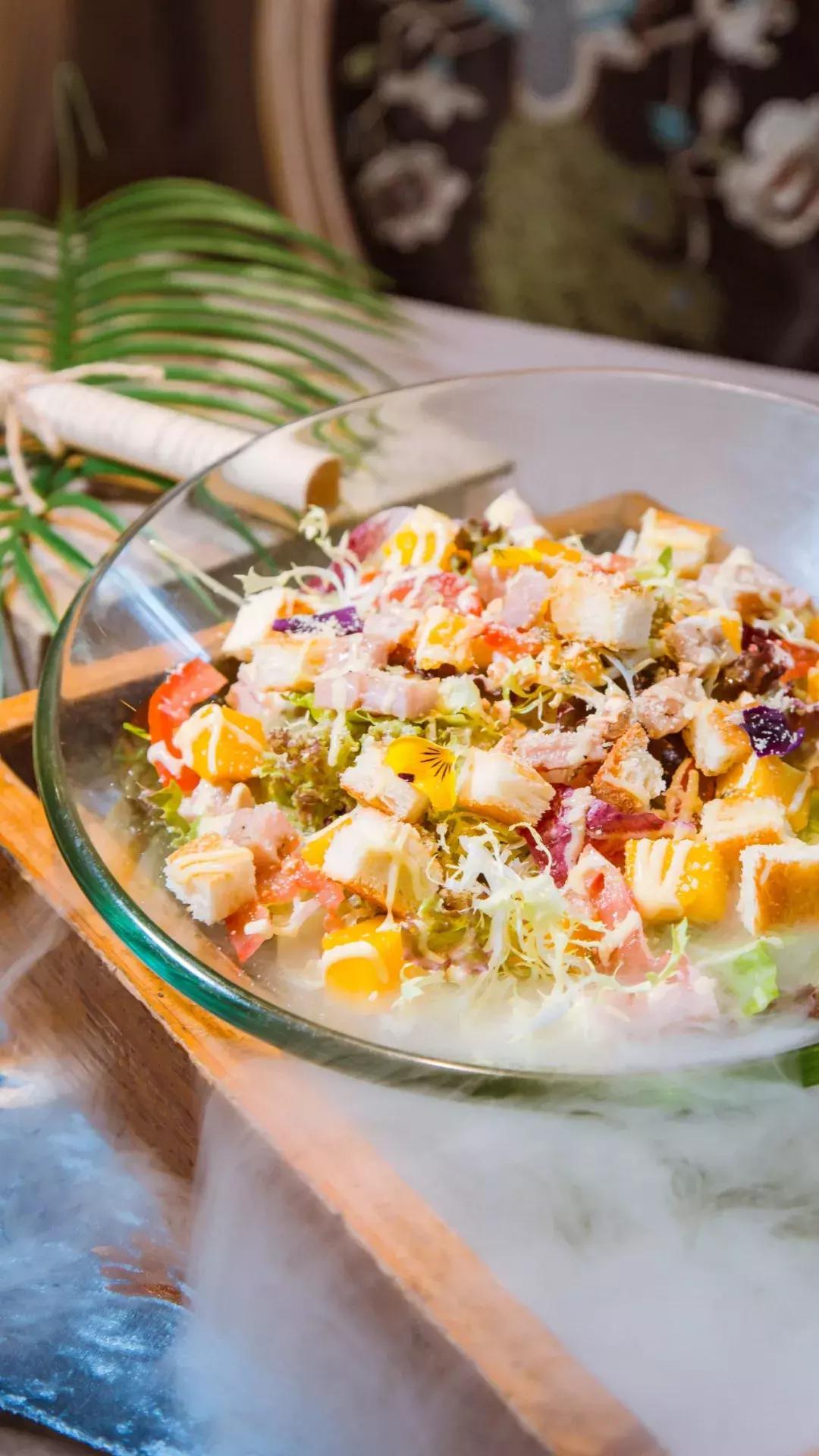 西餐界的“Chanel”!异国风味,带你见识超敢玩的食物实验所