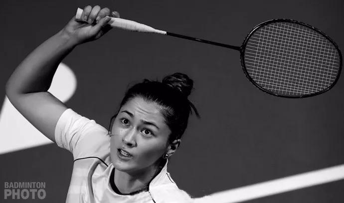 高远球如何正确发力,反手高远球的关键点