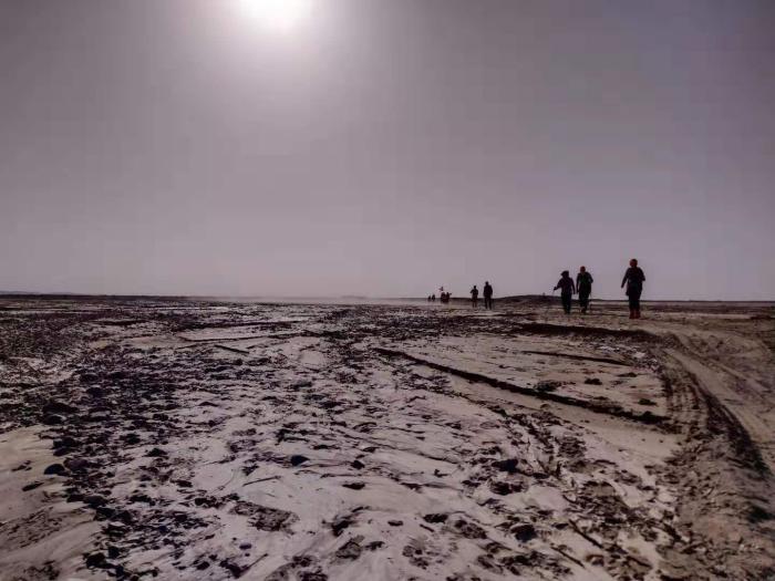 淮南朝阳医院18名医生，两天一夜暴走56公里，平庸的生活中拥抱你