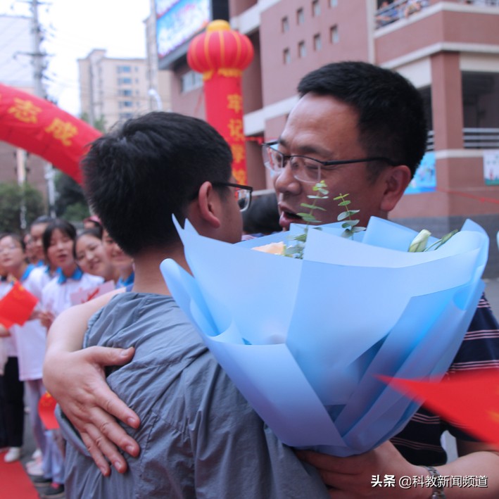 合肥育英学校2022中考,合肥育英中学中考成绩2020年