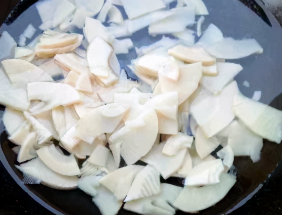 冬笋要不要焯水冬笋制作方法,冬笋包肉饺子冬笋要焯水吗