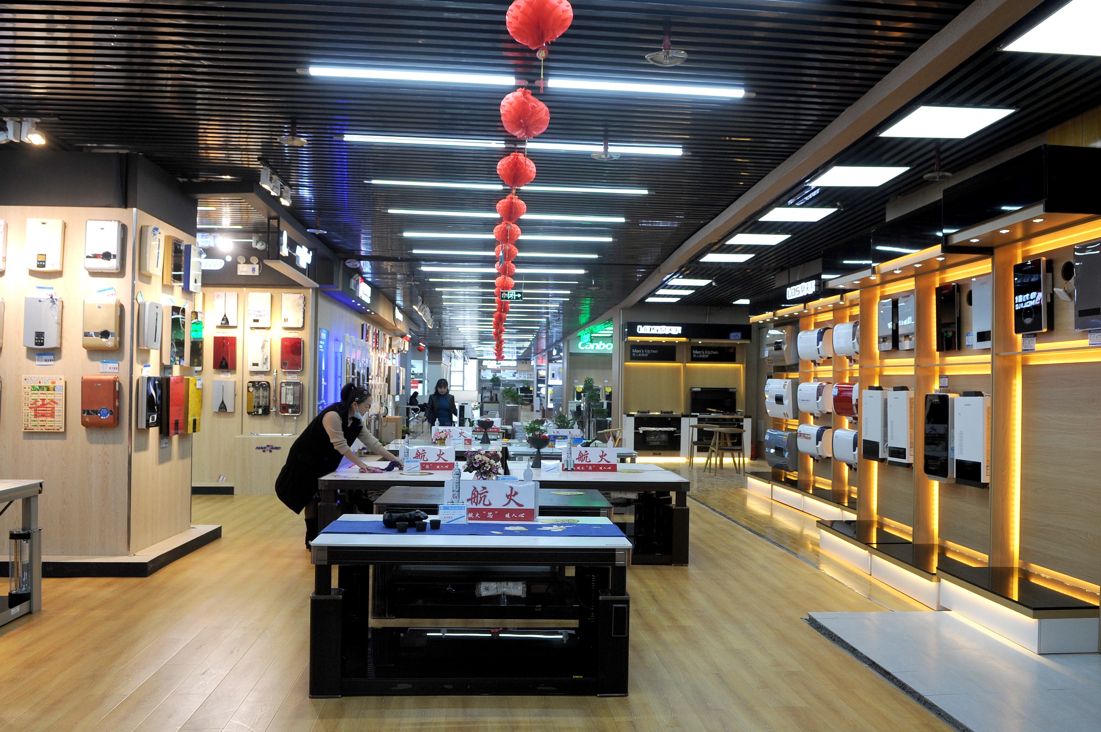 观山湖区家电商城,买家电来苏宁易购新区店