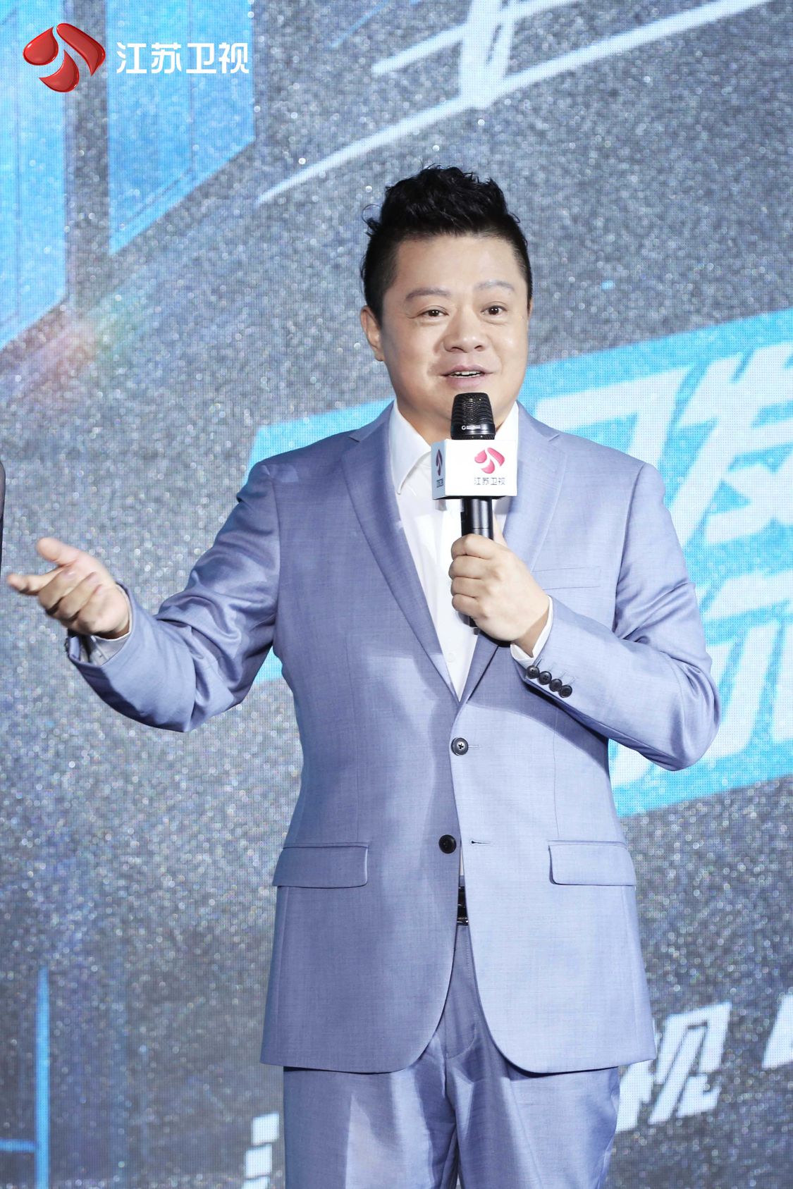 前排围观！“最懂90后的大BOSS”马东加盟《闪闪发光的你》