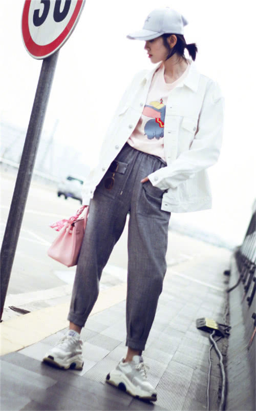 唐艺昕美艳甜美,唐艺昕为什么被称为备忘录女孩