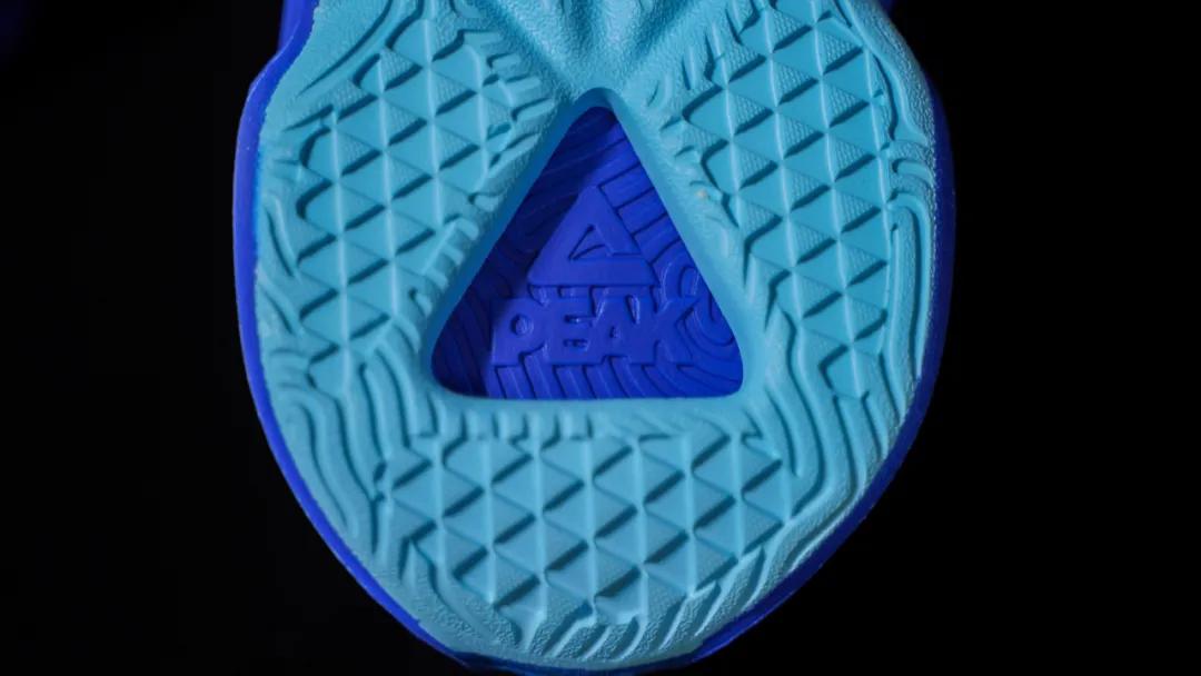 匹克x爱定客穿搭,匹克x爱定客联名款