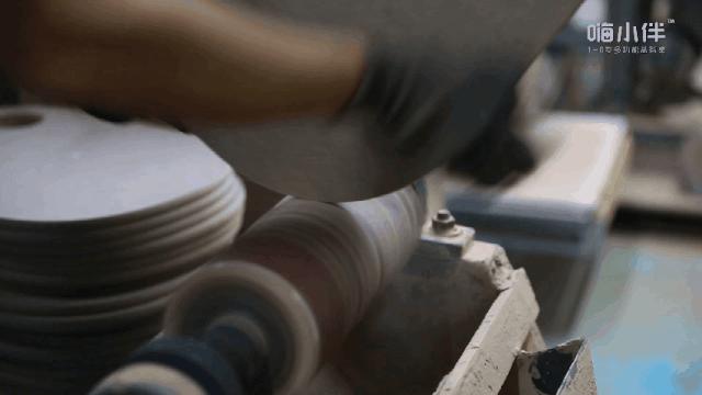 适合儿童用的桌子,孩子和大人都可以用的桌子