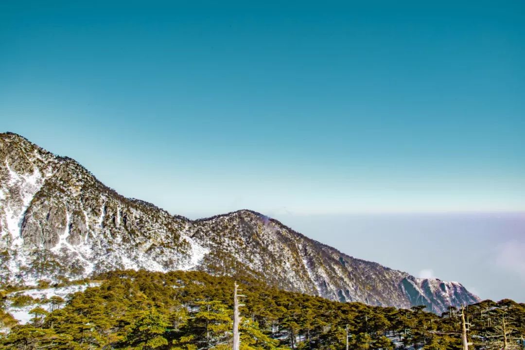 大理苍山风景图片大全,大理苍山顶的风景