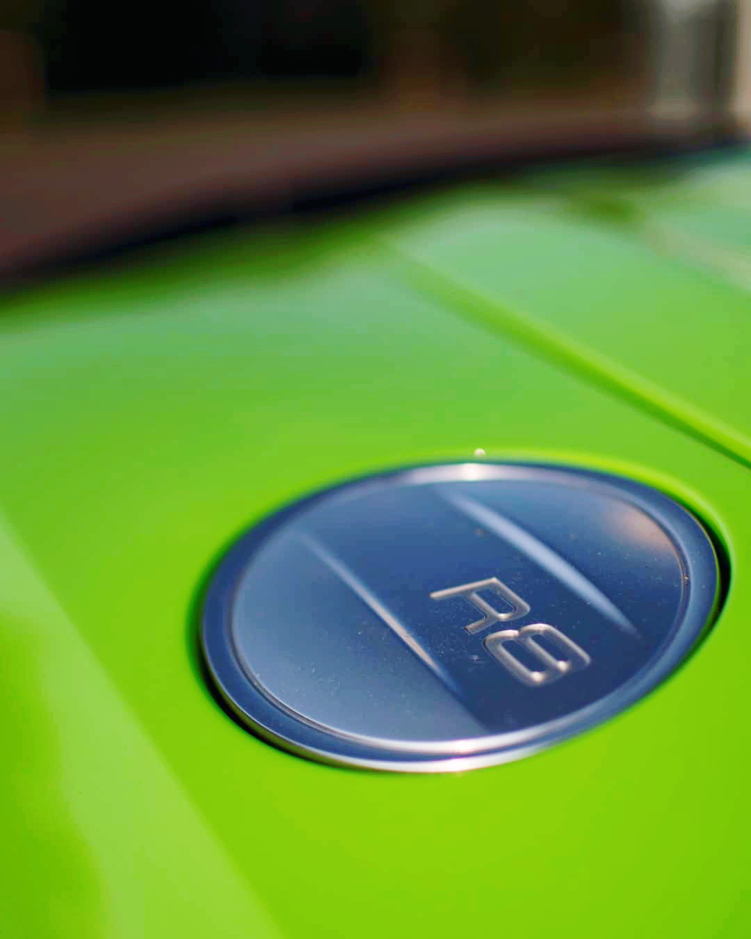 奥迪r8敞篷版落地多少钱,精品二手奥迪r8敞篷版多少钱