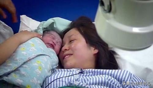 怀孕11个月才发现生了个怪物,带羊膜囊出生的神奇宝宝