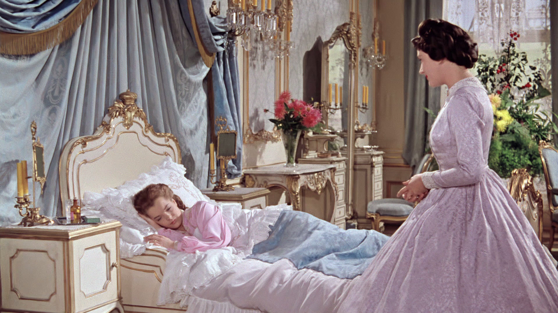 历史上的茜茜公主为什么痴迷美容和瘦身？她能掌控的只有她自己