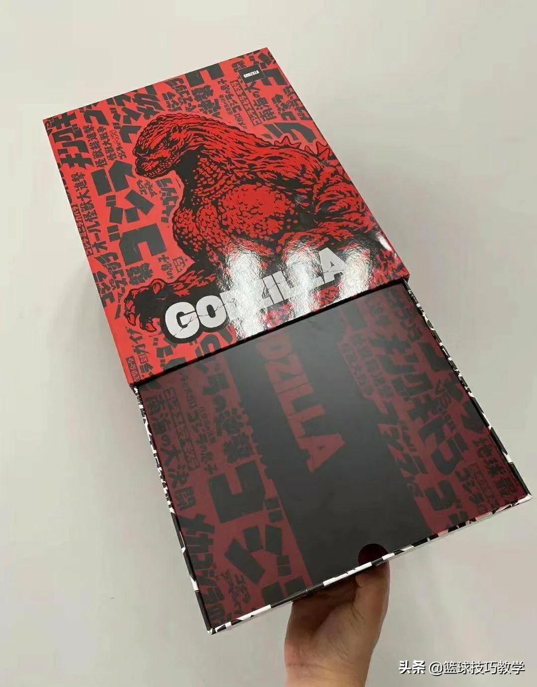 匹克闪电与安踏要疯4！哪双才是国产外场实战王？