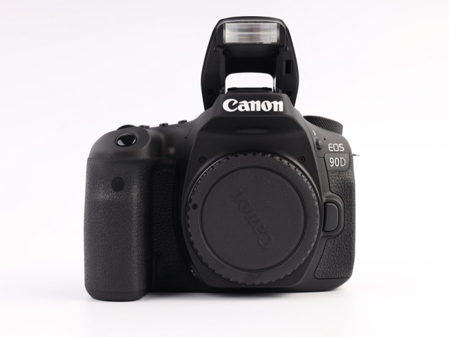 佳能eos90d价格趋势,佳能eos90d镜头购买推荐