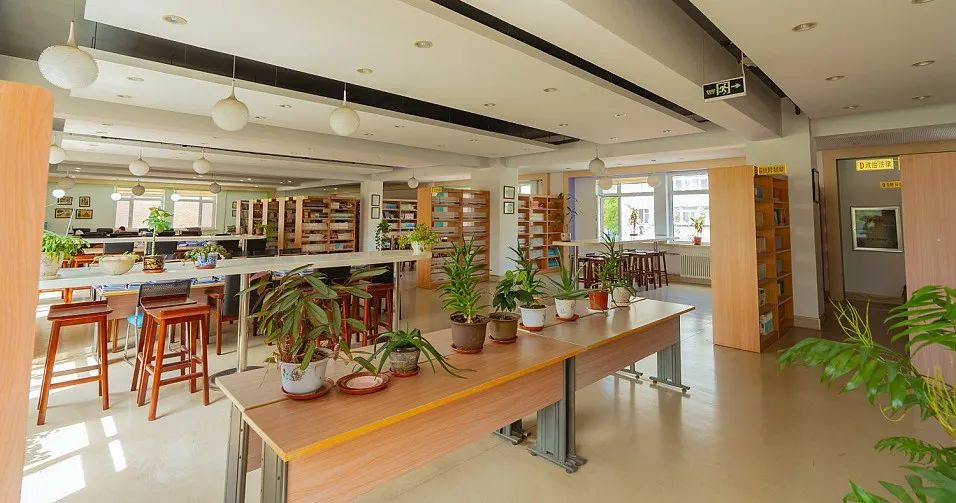 大连三中升入重点高中,全景看大连二十高中