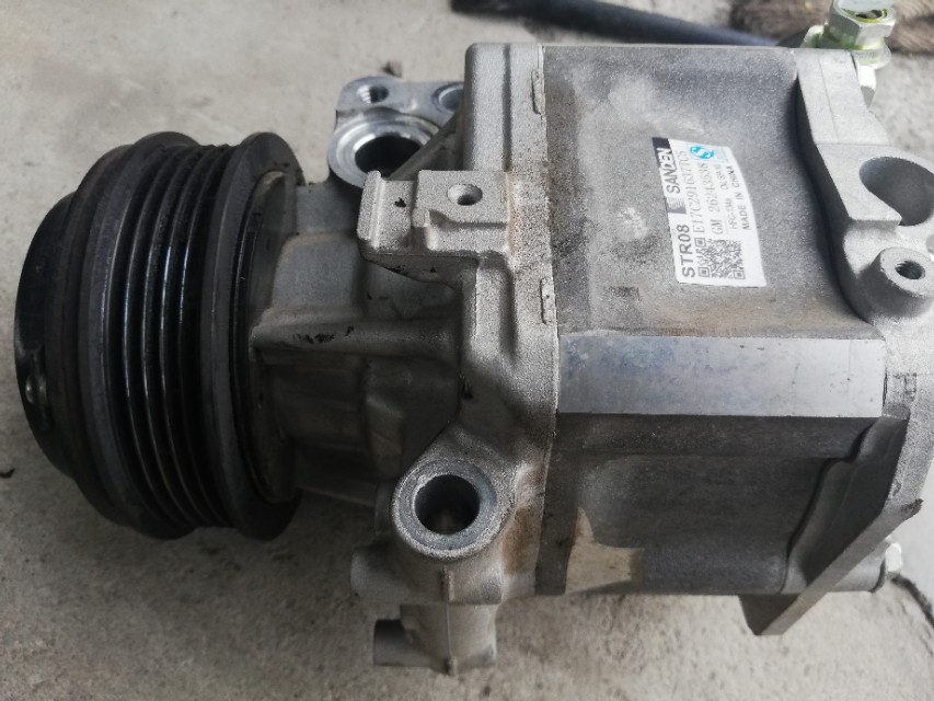 汽车空调压缩机坏了出现什么现象,汽车空调压缩机坏了啥现象