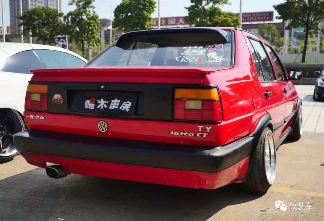 改装车聚会,改装车齐聚车展