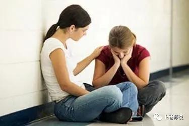 小孩老是说活得没有意义,孩子总说没意思是不是抑郁的表现