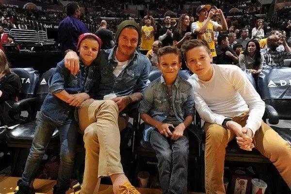 贝克汉姆谈梅西c罗,梅西和c罗贝克汉姆谁厉害