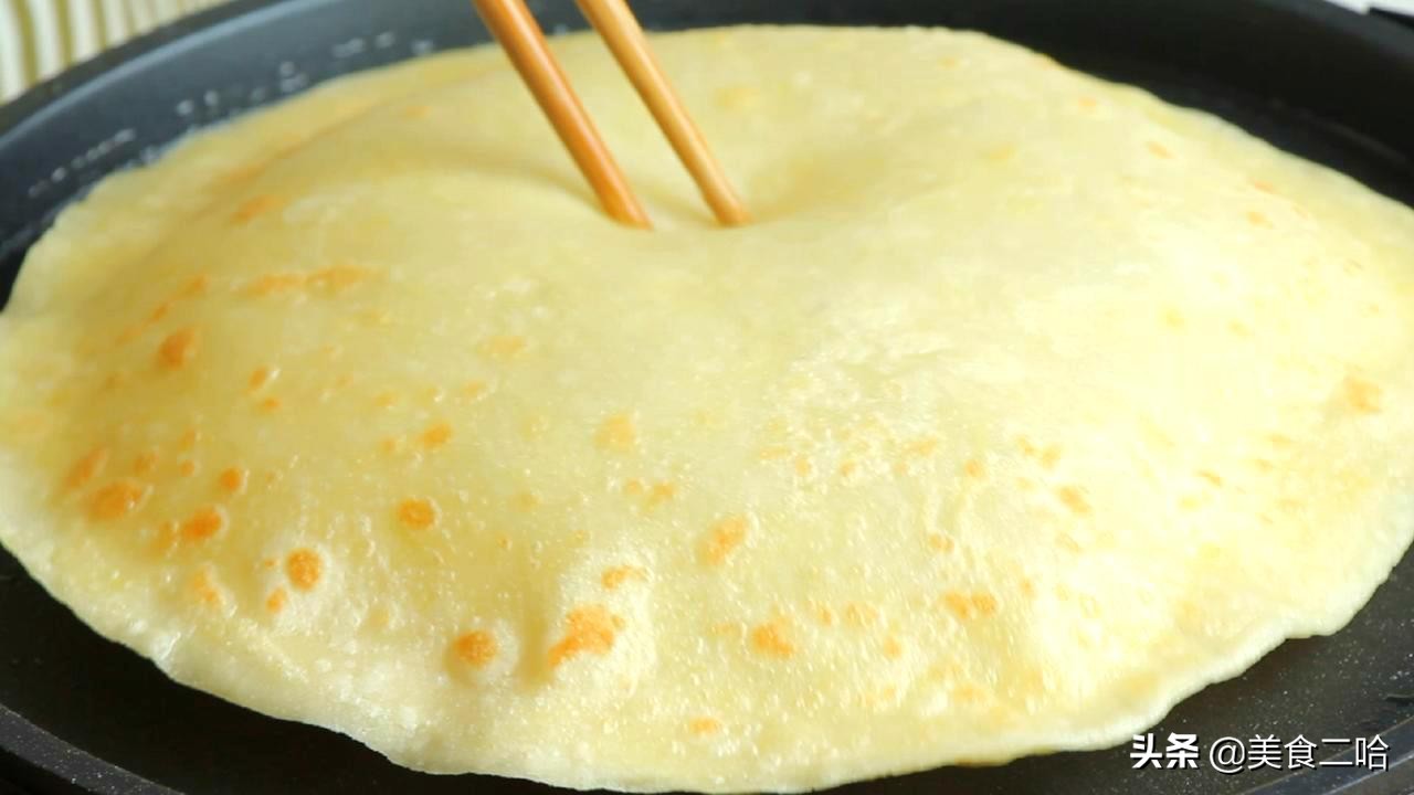 鸡蛋灌饼鼓大泡,鸡蛋灌饼做法全过程小视频