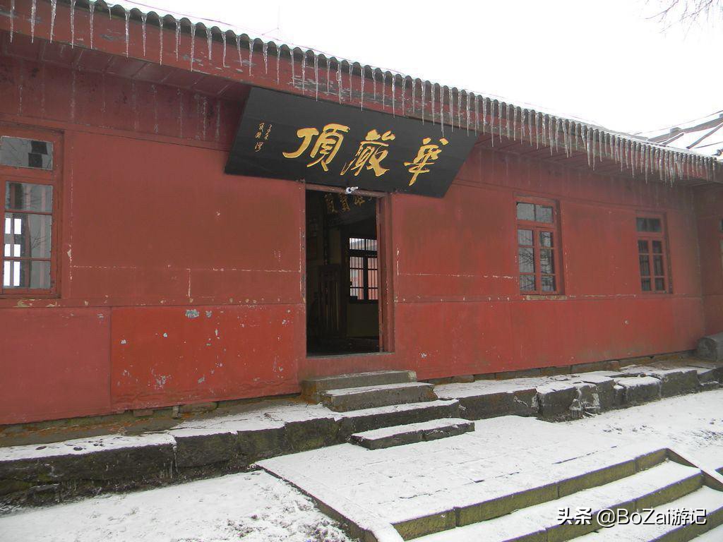 四川峨眉山景区怎么游玩最好,到峨眉山旅游哪家好玩点的多