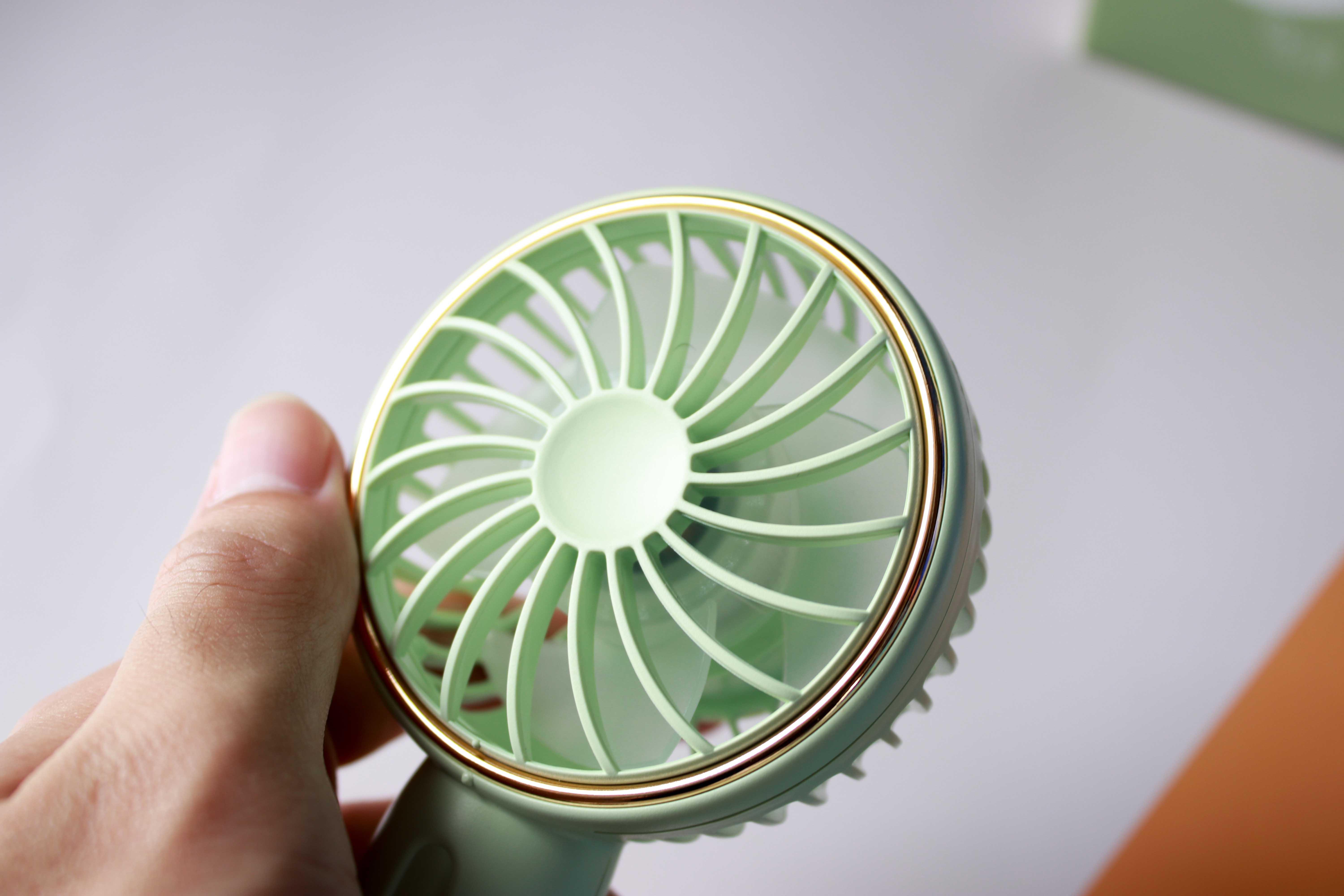 Benks风扇,便携风扇让你清凉整个夏天