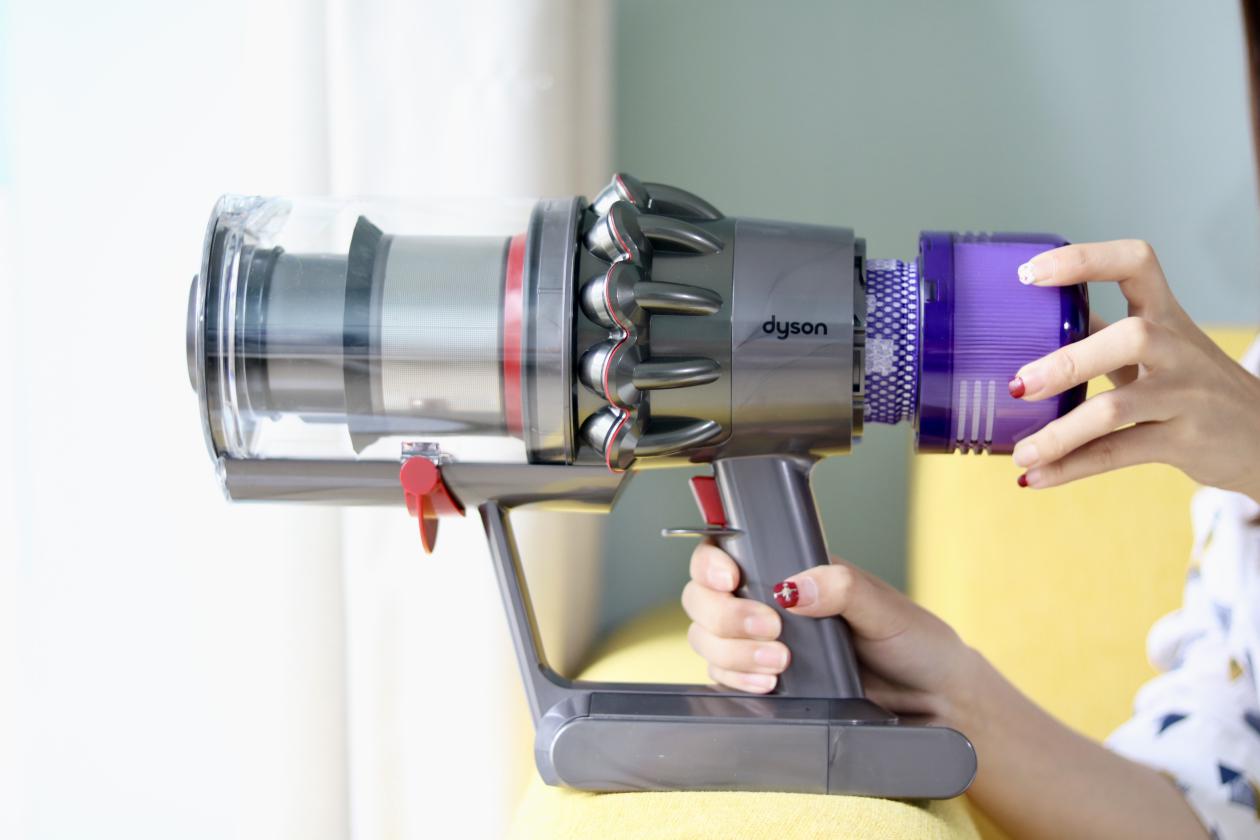 戴森v12强效续航,戴森v11续航