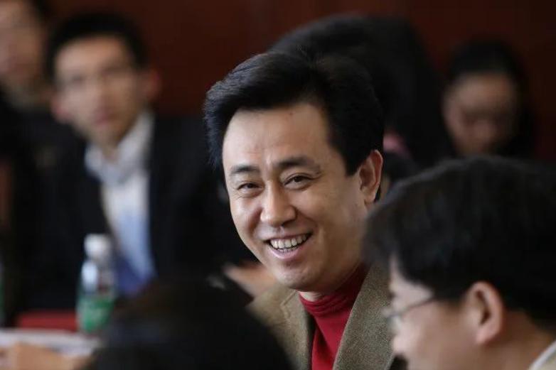 许家印回应恒大金服产品兑付风波,许家印承诺还债视频