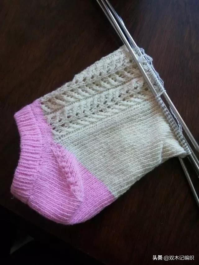 棒针编织漂亮的袜子,宝宝袜子棒针图解一片式