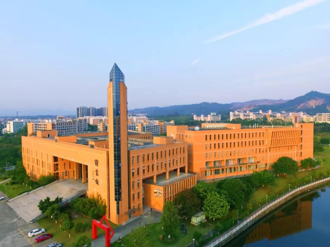 学考热门学校,学考热门专业院校