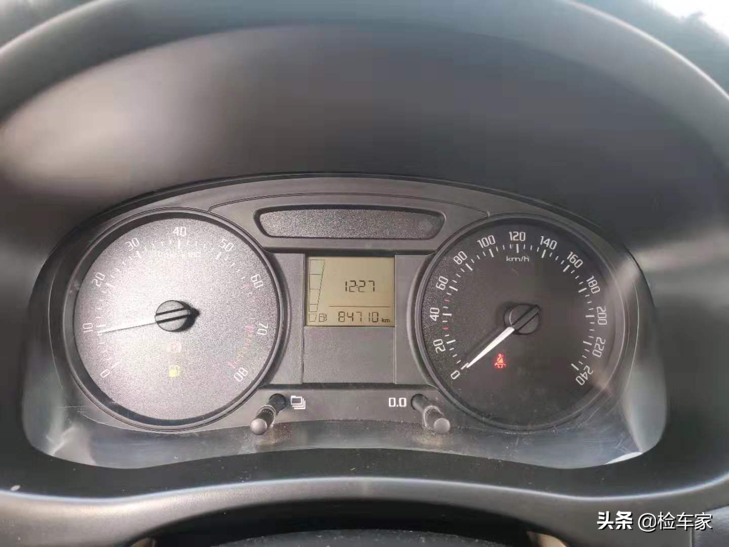 大众polo二手选1.4还是1.6,斯柯达晶锐和三厢polo哪个更好开