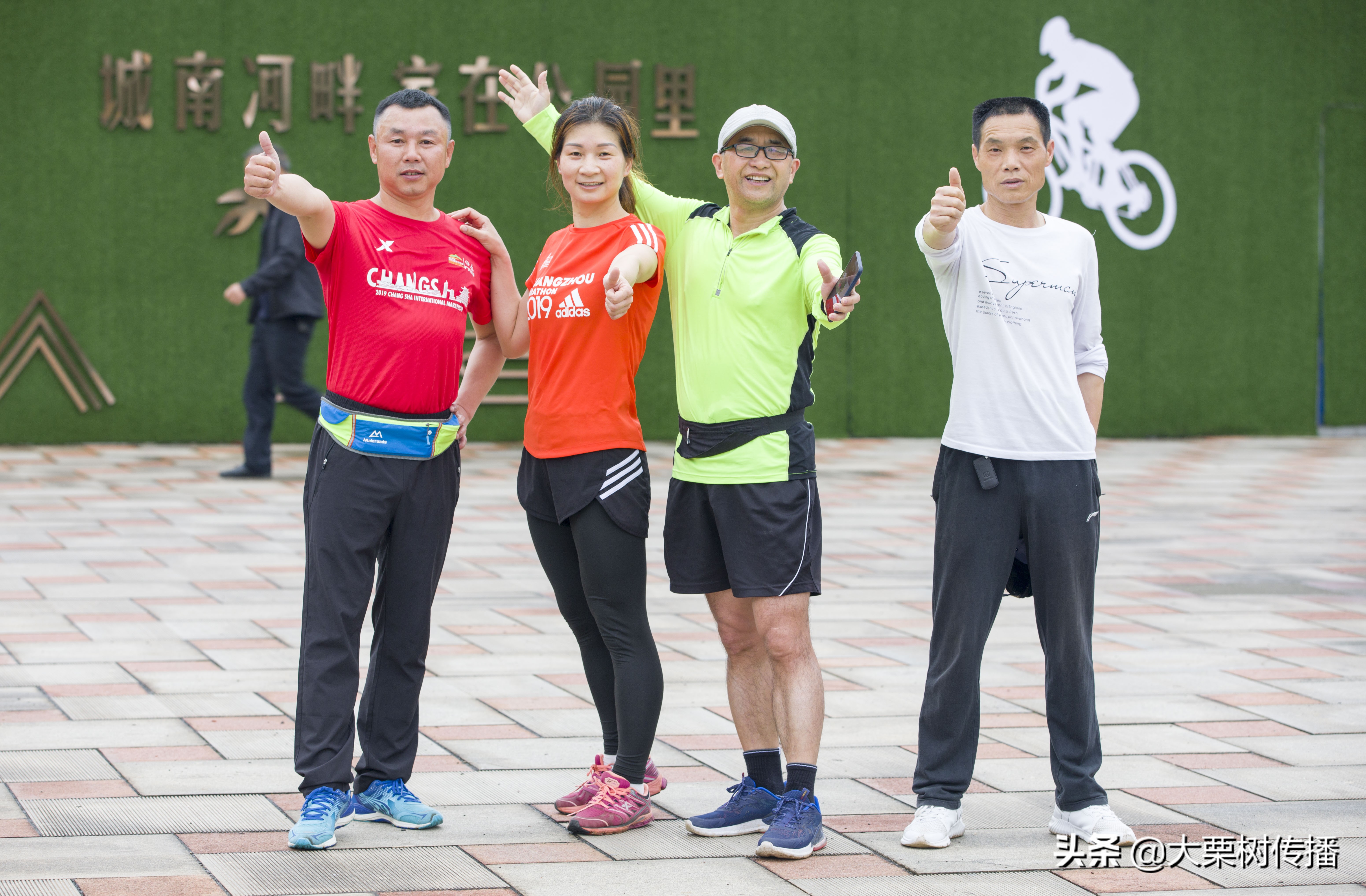 魅力狐臭:巴陵跑团第一狐,一个喜欢边跑步边给女弟子教学的怪人