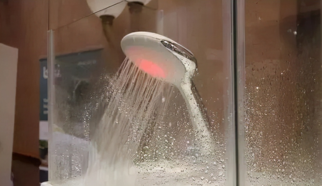 【护航新征程】江西章贡：男子约会JK女孩，“*腥偷**”不成反被抢...