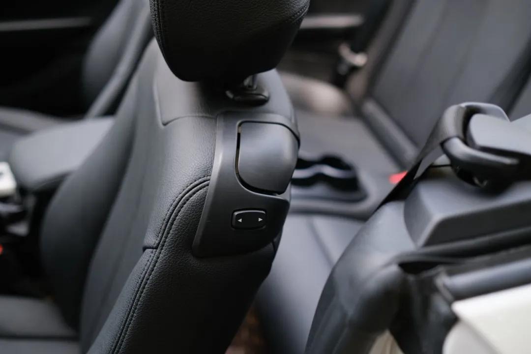 宝马220i有七座的吗,宝马220i最新款