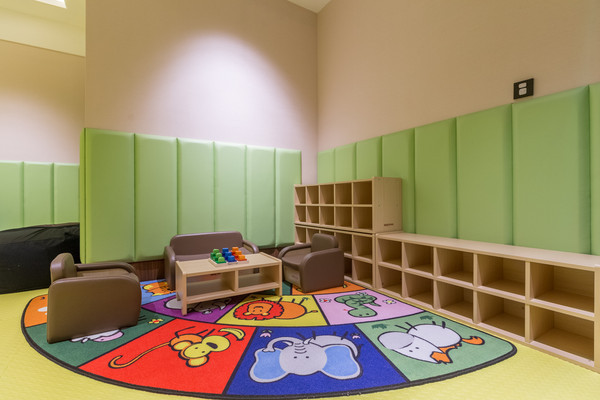 閲嶅簡婢崇編鍥介檯閰掑簵鍏瘬,婢崇編鍥介檯鍏瘬閰掑簵