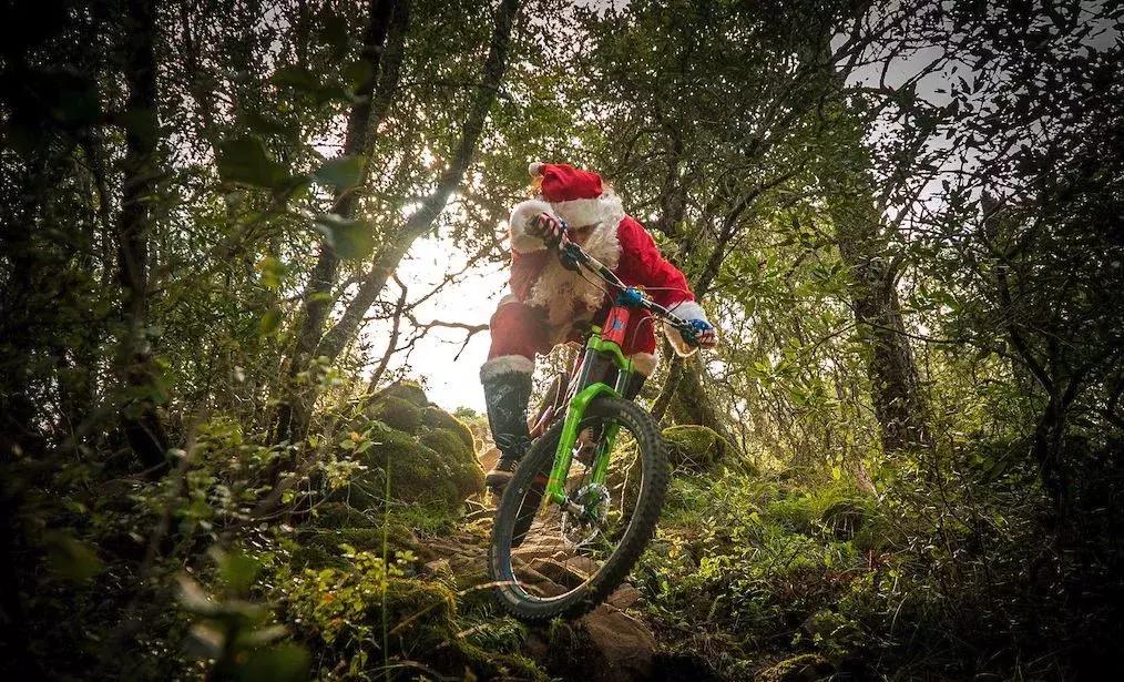 骑行后肩颈疼痛怎么缓解,骑行后背疼痛的原因及恢复方法