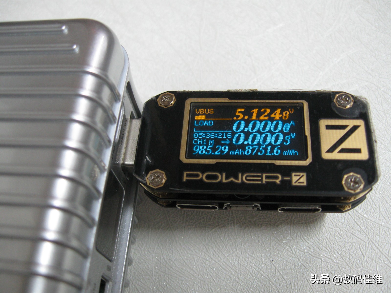 SuperTank100W笔记本移动电源套装评测+拆解